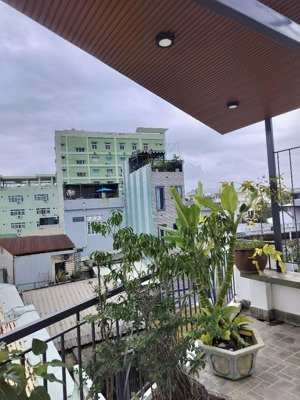 bán nhà tt hải châu đà nẵng.gần chợ đống đa đại học kĩ thuật đh duy tân.