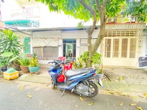 đất mặt tiền đường số 18 cạnh chợ tân mỹ 6x20 giá 20.5 tỷ