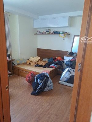 cho thuê căn hộ 184 hoàng quốc việt, nghĩa tân, 85m2, 2pn, gần đủ đồ, 11 tr/th. lh: 