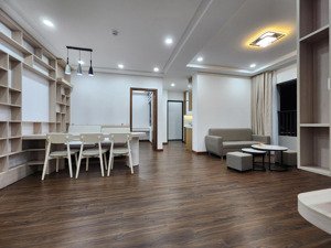 cho thuê căn 3 ngủ 100m2 full đồ ngay trung tâm hải phòng