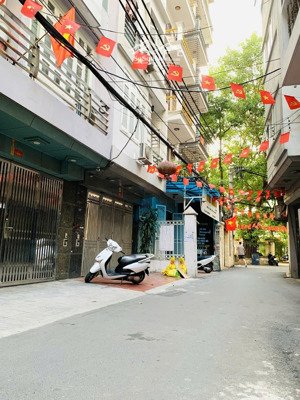 bán nhà riêng trung kính lớn-cầu giấy dt 81m2 mặt tiền trên 5m ngõ thông ô tô tránh dừng đỗ