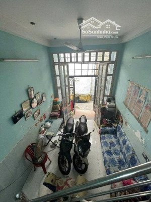 bán nhà cũ thương lượng với chủ, 03 tầng, dt 3x9m