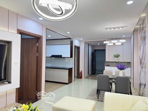 cần bán gấp căn hộ cc 83m2 - 2pn + 2wc tại five star kim giang, tầng trung giá chỉ hơn 7 tỷ