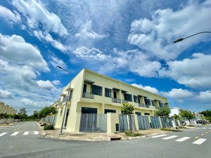 bán căn phước đông new city trong kcn phước đông trảng bàng tây ninh 64m2 1 trệt lầu 1.76 tỷ sổ sẵn