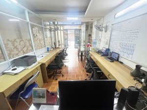 cho thuê mặt bằng kdc trung sơn gần lotte mart q7 lối đi riêng. có nội thất. giá 8,5 triệu/tháng