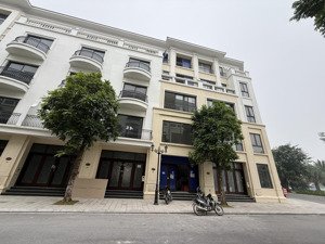 bán liền kề san hô 70m2 sẵn sổ giá 10,6 tỷ, đông nam cạnh biển, giá rẻ nhất vinhomes ocean park 2