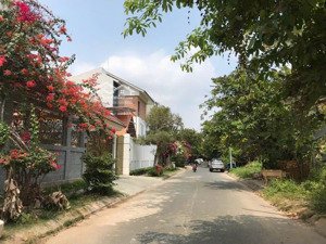 bán nhanh nền biệt thự đơn lập kdc nam long, q9. gần ngay global city. dt 12x20m giá 93tr