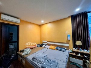 bán gấp ch n01-t8 ngoại giao đoàn, giá 14,5 tỷ, diện tích 136m2. liên hệ 