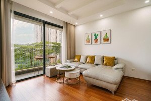 cho thuê căn góc 89 m2 3 p. ngủ sáng d''capitale