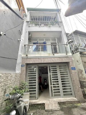 nguyễn du - gò vấp - 3 tầng hxh - đang cho thuê 9 triệu bạc - bán gấp trong tuần