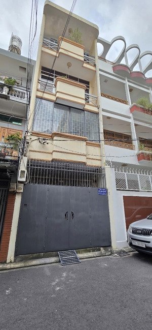 bán nhà riêng tại phan đăng lưu, 7,9 tỷ, 48m2, 5pn, 5wc, chính chủ uy tín