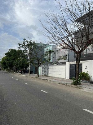 bán nhà 3 tầng đường diên hồng - phường hoà xuân, cẩm lệ đà nẵng