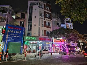 bán gấp!! khách sạn mặt tiền trần nguyên đán - bình thạnh - 11x19m (5 tầng) - giá 58 tỷ