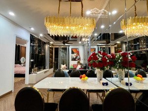 cho thuê căn hộ screc tower, quận 3 dt 55m, 1pn, 1wc, nhà bao đẹp giá 10.5tr lh trân