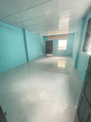 9tr_2pn căn góc ô tô đậu thoải mái trịnh đình trọng_4x12m 1 lầu 2pn nhà mới sơn sữa