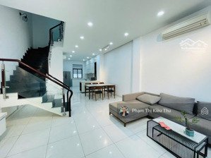 lakeview city nhà phố full đầy đủ nội thất cần cho thuê dt 5x20m 4 pn giá thuê 27,5tr bao phí thuế