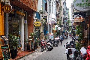 tây sơn, đống đa mặt ngõ kinh doanh ô tô đỗ cửa chỉ 30m ra mặt phố, 50m2 4t nhà mới full nội thất