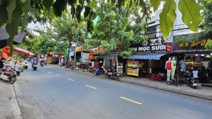 cần bán! 02 căn nhà mặt tiền phạm văn bạch, gò vấp cách depot phạm văn bạch (metro số 2) 2,5km