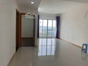 cho thuê jamona city 2pn 2wc nhà trống giá 8,5tr/th - lh 