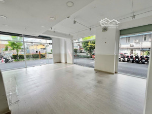 cho thuê mặt bằng shophouse 2tầng, dtsd 144m2, chung cư sky center phổ quang, p2, tân bình