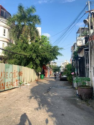 720m đất full thổ cư hẻm xe hơi 8m đường phạm văn đồng phường hiệp bình chánh 30 triệu/tháng