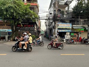 cần bán gấp nhà bình đa hẻm minh trang ngay nhà thờ thánh giuse hẻm thông 2 xe hơi