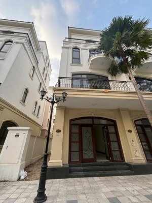 biệt thự xẻ khe giá tốt vinhomes ocean park 2