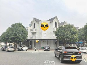 bán gấp căn biệt thự đơn lâp, diện tich đất 265.8m2, giá nhỉnh 65 tỷ tại vinhomes ocean park.