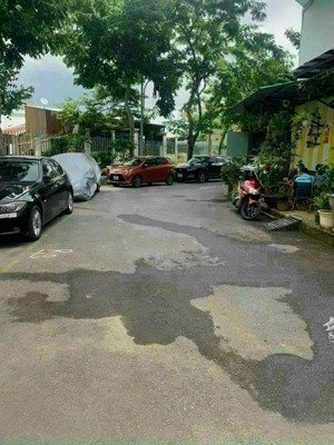 cần bán gấp nhanh căn hộ chung cư gia phú p bhh q bình tân