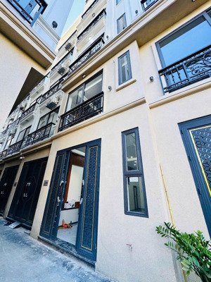 bán nhà đại mỗ, nam từ liêm 35m2, 5 tầng nhà mới đẹp. gần kđt louis city đại mỗ. giá cực tốt