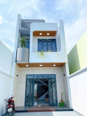 bán nhà 1 trệt 1 lầu sổ hồng riêng 5.2x35m gần uỷ ban phường trảng dài