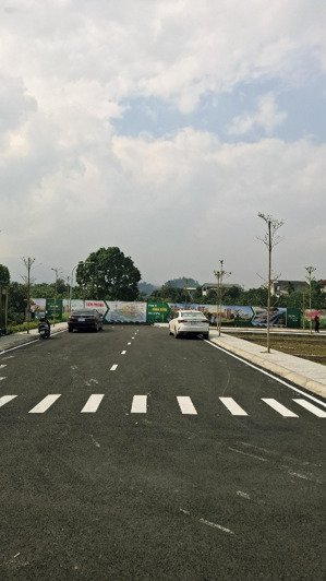 bán lô đất vip f0 trung tâm thôn 7 phú cát 100m full thổ cư mặt tiền 8m giá hơn 2 tỷ