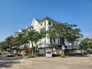 lô góc 150m mới 4.5 tầng khai thác 350m hiếm khó tìm tại khu c gleximco!