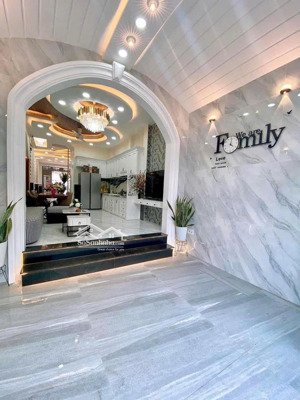 còn lại duy nhất căn 3 mặt tiền phong châu giá ngộp dt 92,6m2, sổ hồng riêng, chỉ 6,5 tỷ