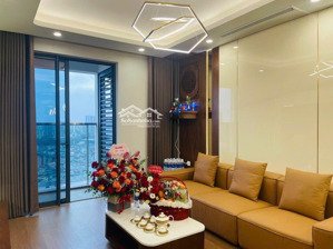 cho thuê căn 2n -88m tại the matrixone, full đồ, giá 22,5 tr vào luôn 