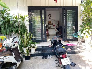 bán nhà đẹp 2 mặt tiền đường ô tô + nhà trọ cho thuê sát cầu hộ ngọc hiệp, nha trang, giá 6,3 tỷ tl