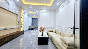 bán gấp - kim giang, hoa hậu cực phẩm, lô góc, 2 thoáng, ngõ rộng thênh thang, dt 38m, giá 8.8 tỷ.