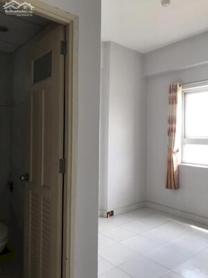 Căn hộ tầng 5 tại HQC Plaza giá 1 tỷ 150 - 55m2 có 2pn, 2wc, ban công.LH 0909 456 158