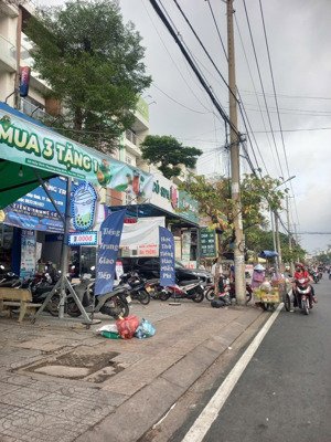 hàng hiếm đầu tư - mtkd đường hiệp bình - 4 tầng 90m2(5x20m) - đường rộng vỉa hè 8m - hđt 35tr/th