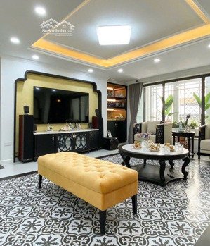 bán cc ciputra, tây hồ, 8.1 tỷ, 93m2, 3pn, 2wc, tầng cao, 3 mặt thoáng, nội thất đầy đủ