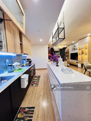 cam kết nhà đẹp như hình, giá tốt nhất thị trường, căn 3 ngủ 130m, sổ đỏ sẵn giao dịch, full đồ đẹp