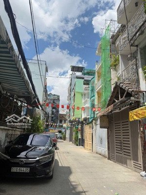 bán gấp nhà hẻm xe hơi quận 10 cách big c tô hiến thành chỉ 200m! giá chỉ 9.5 tỷ