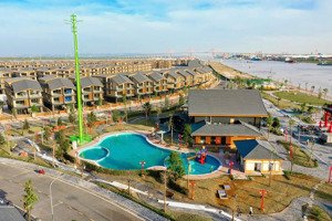 bán biệt thự tại vinhomes royal island, 75 triệu / m2, 189 m2 hàng hot