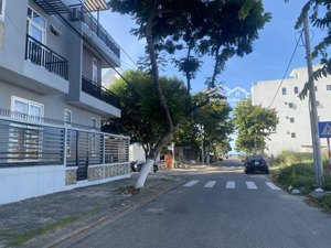 đất phan thị nể gần biển, đường thông biển nguyễn tất thành. 210m2 xây căn hộ