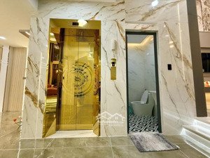 nhà mặt tiền đường 3/2 - 72m2 - (4x18) - 6 tầng - có thang máy - giá chỉ 17 tỷ.