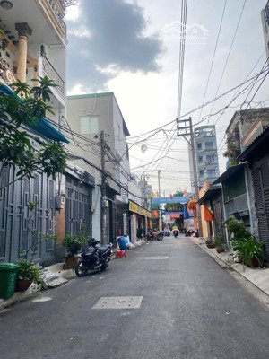 bán nhà 1/ gò xoài 4x18m nhà cấp 4 hẻm nhựa 6m thông giá 6 tỷ thu nhập 8 triệu/tháng