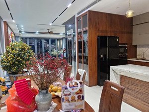 chính chủ chuyển nhà cần bán lk lô góc geleximco, hoàn thiện full nội thất cực đẹp