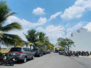 bán đất nền dự án king hill giá chỉ 25 triệu/m (đã gồm vat)