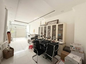 cho thuê mặt bằng tầng trệt nhà mặt tiền hẻm xe hơi, trần đình xu, q.1