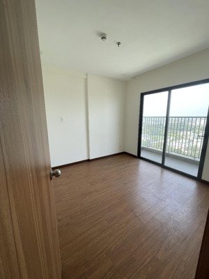 chính chủ cần bán căn 2pn 2vs giá 2,2 tỷ. nhận nhà ở luôn